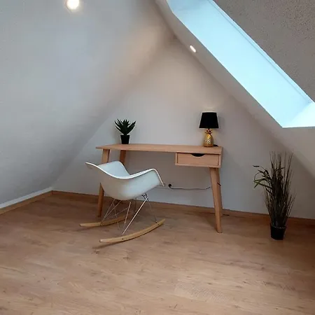 Wohnambiente דירה *